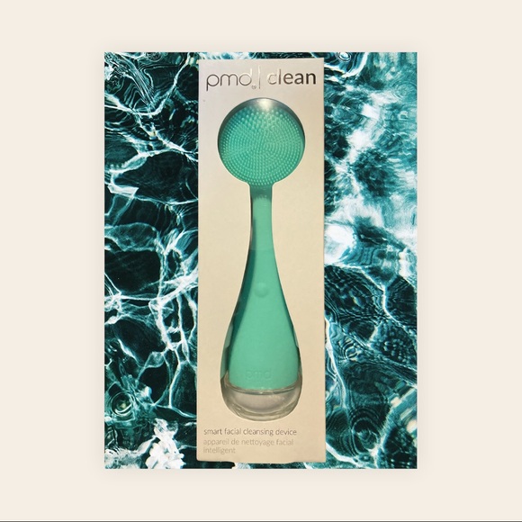 pmd. Clean smart facial cleansing device NIB - Picture 3 of 7